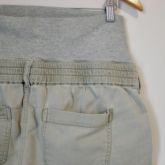 Thyme Maternity Shorts Beige Tan Khaki Cotton Frayed Raw Hem Size Medium - Picture 11 of 11